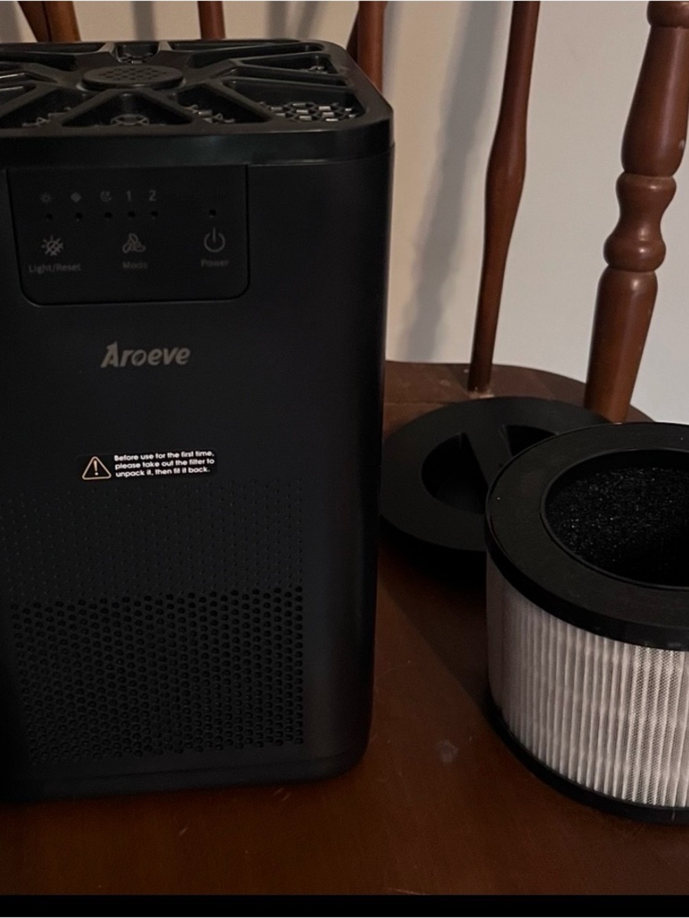 Aroeve Compact Black Air Purifier with Replaceable Filter